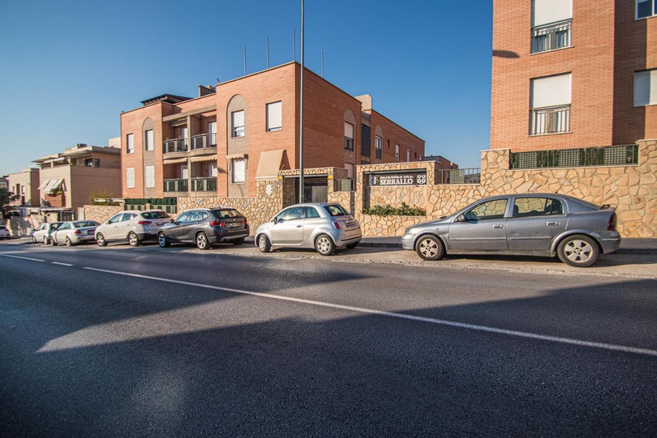 Serrallo Apartment Huétor Vega Kültér fotó